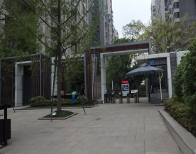 【凯德风尚12-2-11**】意大利贝雷塔暗装暖气片安装施工