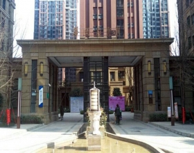 【华润凌云府7-1-4**】德国威能明装暖气片安装施工