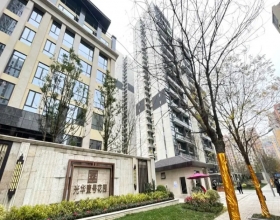 【光华壹号花园2期9-2-1***】日立家用中央空调多联机安装