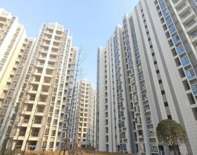 【和航家园东区7-2-***】日立家用中央空调多联机安装