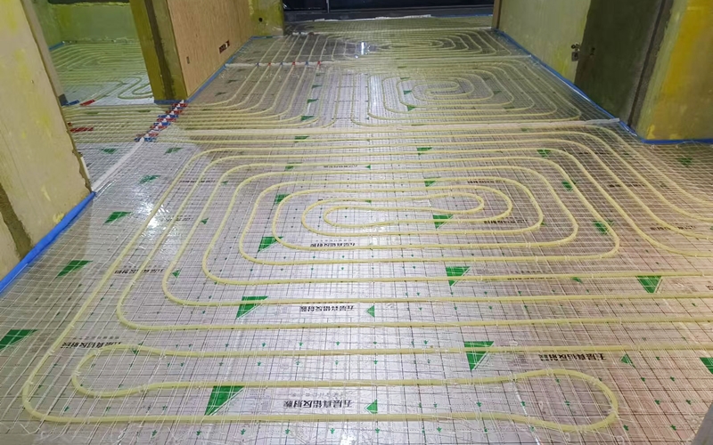【正荣润锦府11-1-402】德国威能地暖安装施工案例
