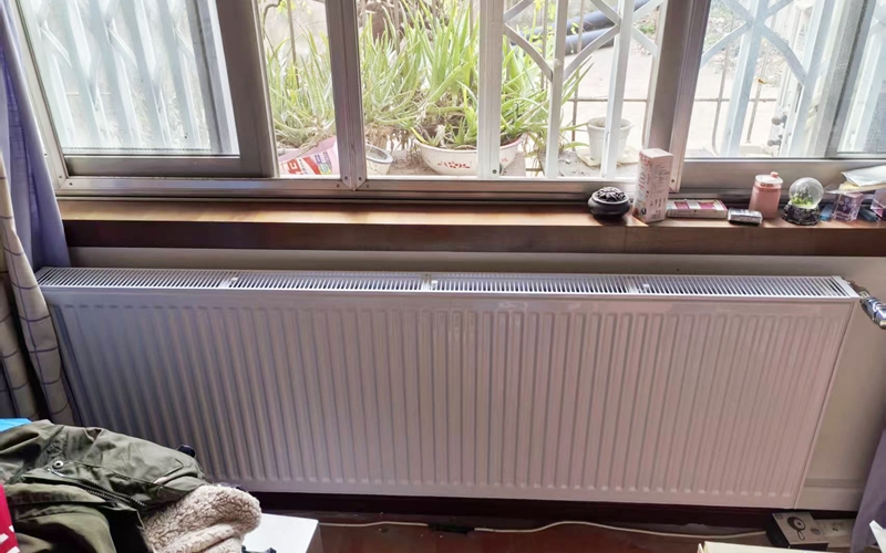 【光荣北路86号16-1-101】德国威能明装暖气片安装施工